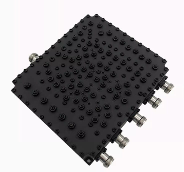  东山双频三频四频五频腔体合路器4G+5G